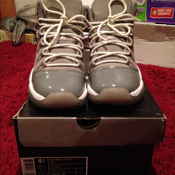 Jordan Cool Grey 11s sz 4.5Y ⚠️SOLD⚠️