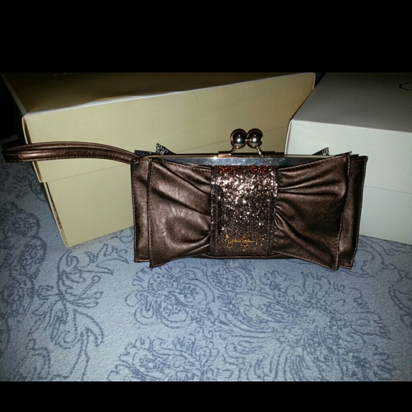 Jessica Simpson wristlet clutch - Picture 1 of 3