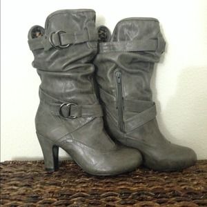 Gray zip up boots!