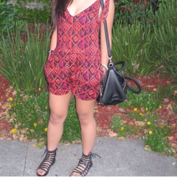 Cute romper - Picture 4 of 4