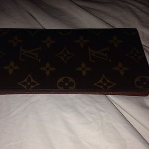 Authentic Louis Vuitton Checkbook Folder