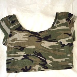 Camo crop top