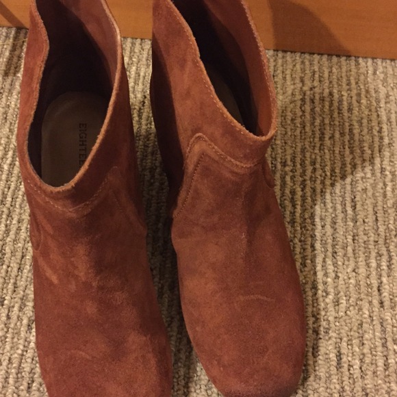 Cognac colored booties