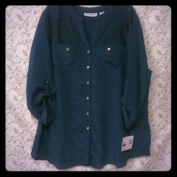 Blue Sagharbor silk shirt with lace top. - Picture 1 of 2