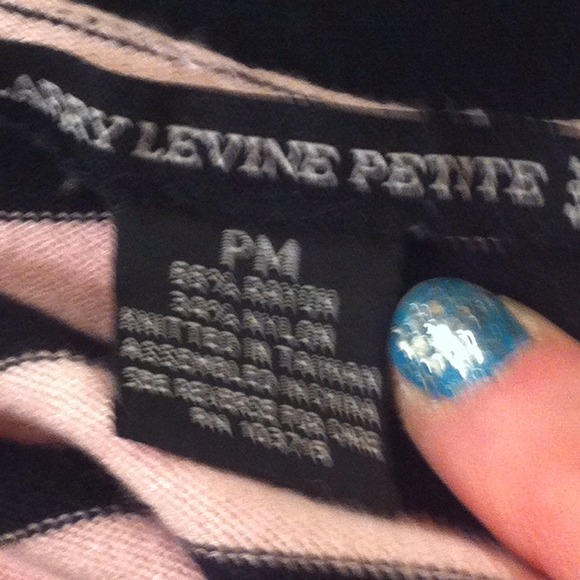 Host Pick!!Pink and black sweater - Picture 3 of 3