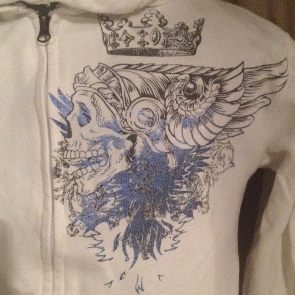 Graphic Sweater - Picture 2 of 4