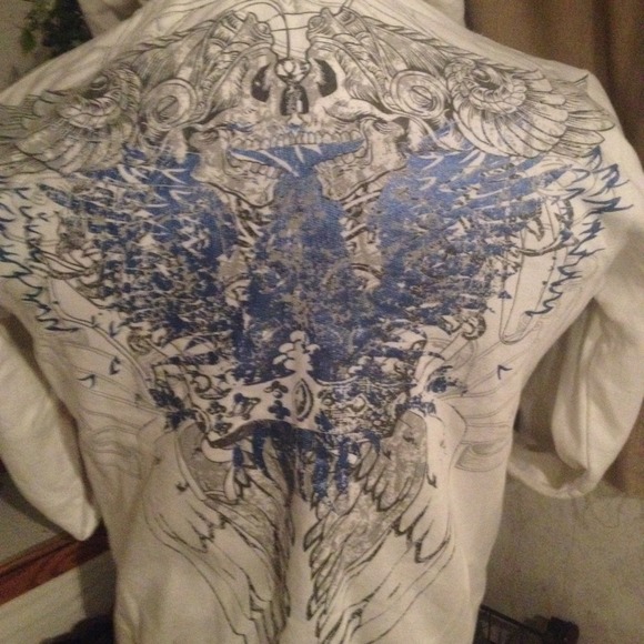 Graphic Sweater - Picture 4 of 4