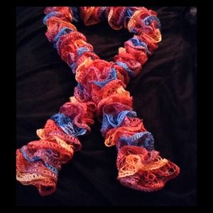 Ruffle scarf multicolor