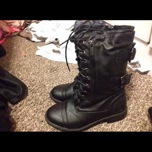 Combat boots! Brand new!