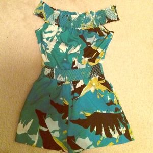 Bebe jumpsuit ( like new )