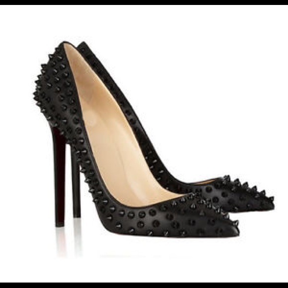 Sexy Studded Black Pumps