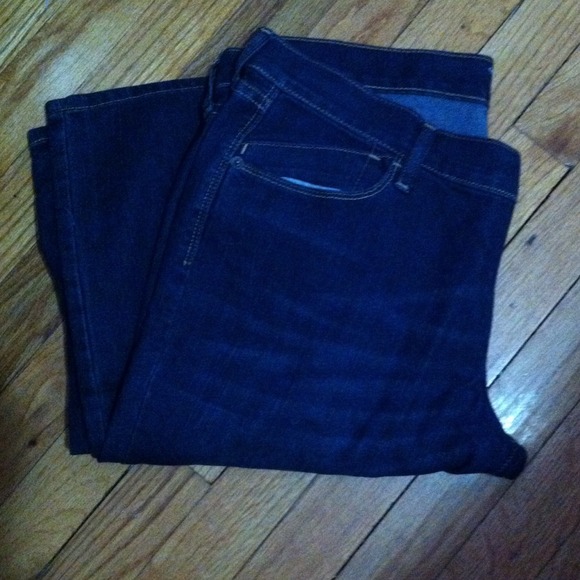 Gently worn Old Navy "Flirt" jeans