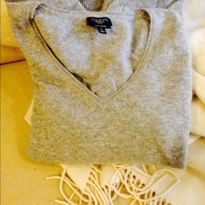 Heather grey cozy 100% cashmere v-neck sweater
