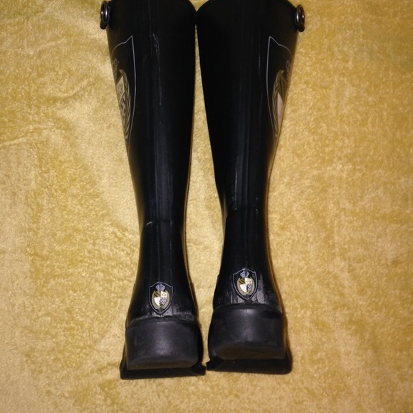 SOLD-Juice Couture Rain boots ! - Picture 3 of 3