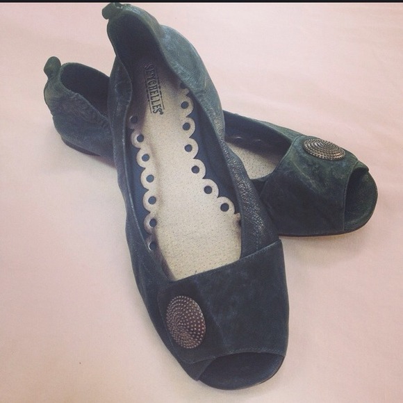 Seychelles flats