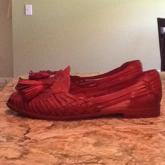 Frye Heather Huarache -- red loafers -- Size 8 - Picture 3 of 4