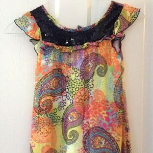 Kids patterned top