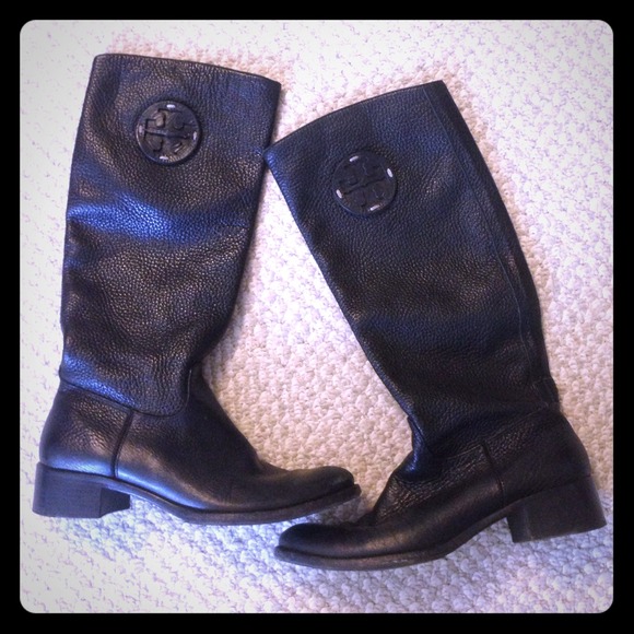 Tory Burch Shoes - Tory Burch black leather Riding Boot
