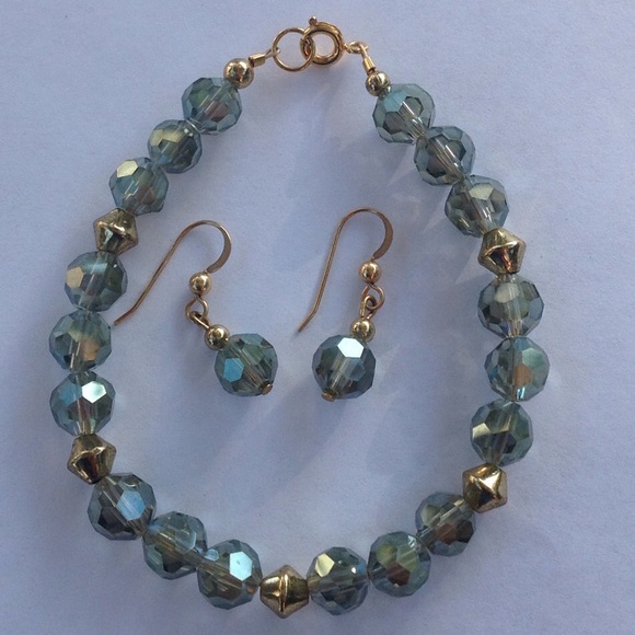 Faceted green glass