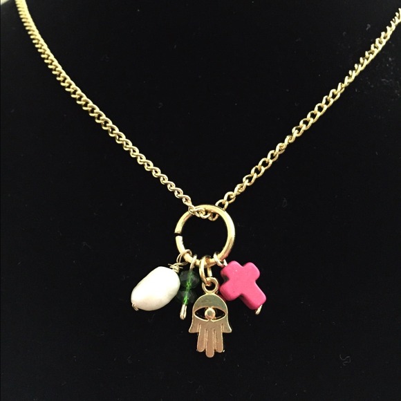 Besutifull good luck jewerly
