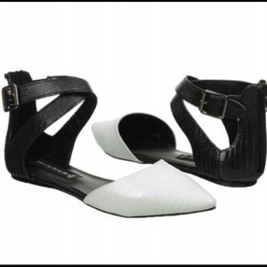 "Elina" - Steven by Steve Madden