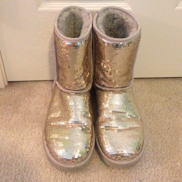 Authentic silver sparkly UGGs size 8