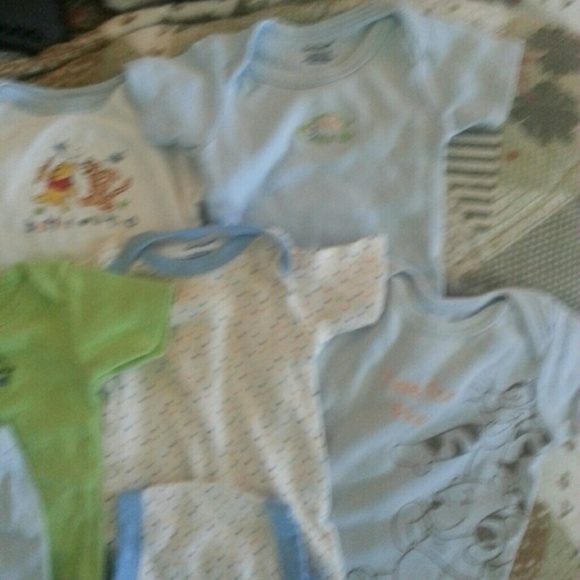 Baby boy bundle - Picture 3 of 3