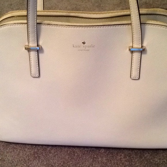Kate Spade Cedar Street Handbag 💯% Authentic - Picture 3 of 4