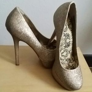 SOLDSteve madden shoes