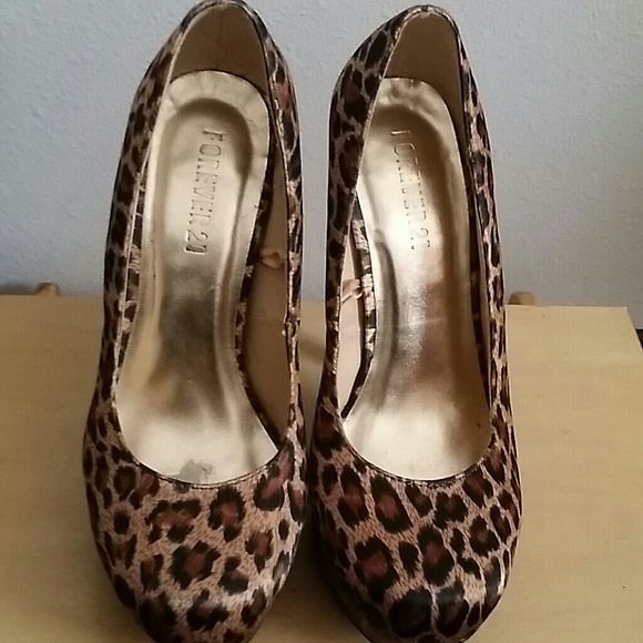 Leopard shoes - Picture 3 of 3