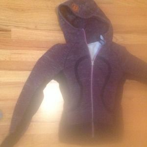 Lululemon Scuba Hoodie Size 6