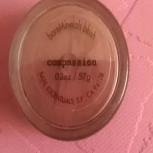 i.d. bareMimerals "compassion" blush