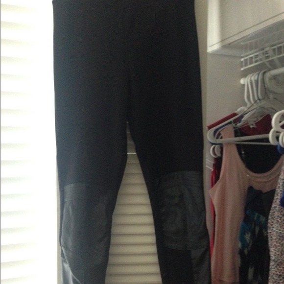 Faux leather leggings