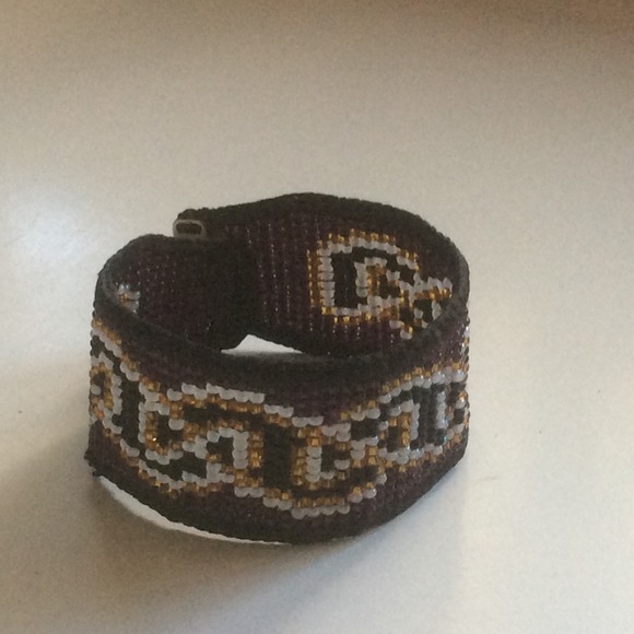 Never Ending knot beaded bracelet