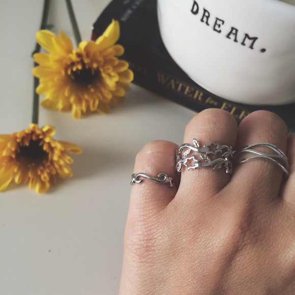 3 Rings Set - Picture 2 of 3