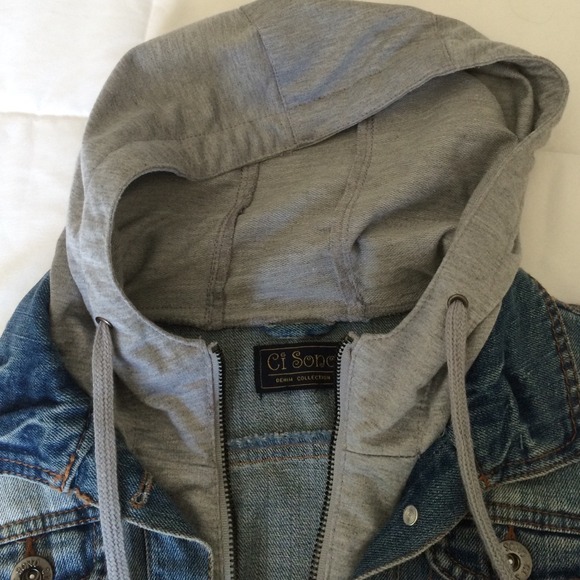 SOLD ***Denim Vest - Picture 2 of 3