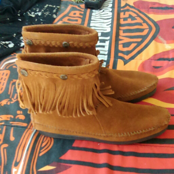 Minnetonka moccasins
