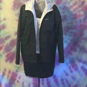 NIKE reversible rain jacket! SIZE SMALL