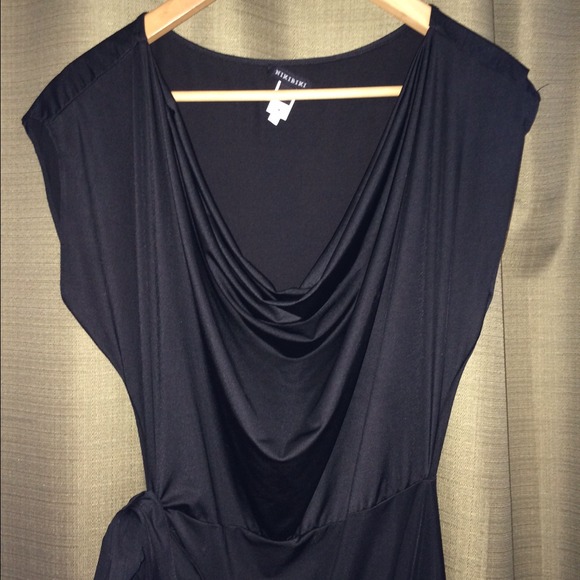 ❌ SOLD ❌ Little Black Dress - Picture 3 of 4