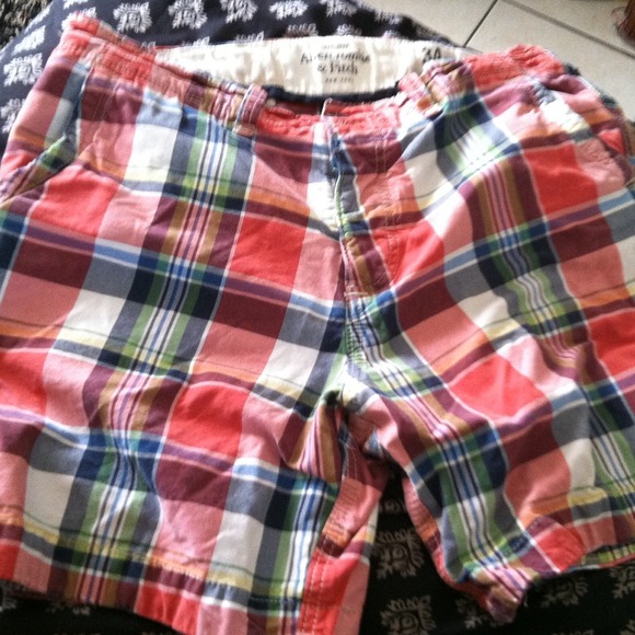 Men's plaid Abercrombie shorts size 34
