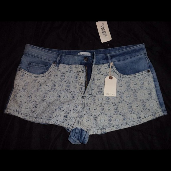 Lace Denim Shorts - Picture 1 of 3