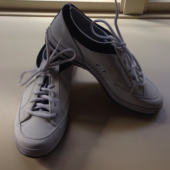 Women keds leather gym shoes