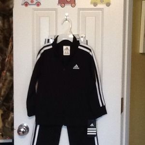 Adidas Sweat Suit Toddler size 4T NEW w/tags