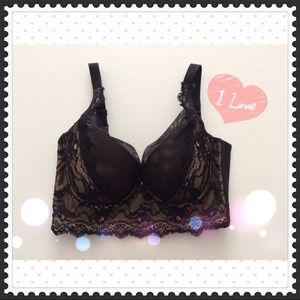 🎀Sexy Lace Push up Bra / 32D🎀
