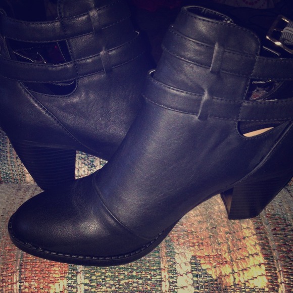 Black ankle boots.