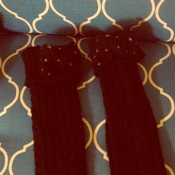 Black leg warmers bows in top