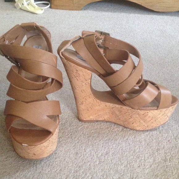Steven Madden Platform Sandals