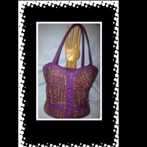 💥Final Price Drop💥 Purple Corset shaped hand