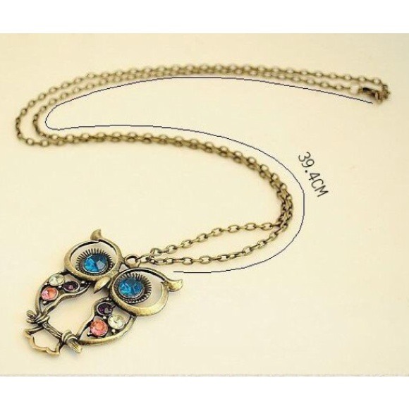 Hollow multicolored cute owl necklace - Picture 4 of 4