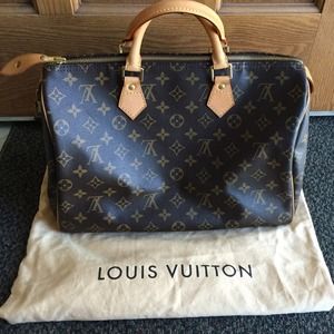 Louis Vuitton Speedy 35